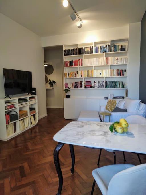 Clasico Y Moderno Departamento En El Corazon De Buenos Aires Apartment Luaran gambar